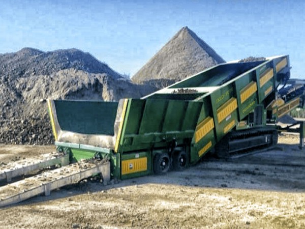 JXLD-1000履帶移動(dòng)式卸料堆高機